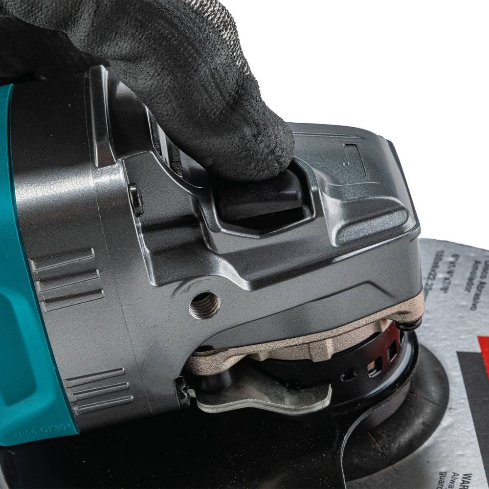 Makita GAG14M1 40V max XGT Brushless Cordless 4-1/2" / 6" Paddle Switch Angle Grinder Kit, with Electric Brake (4.0Ah) - 4