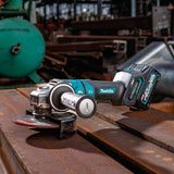 Makita GAG14M1 40V max XGT Brushless Cordless 4-1/2" / 6" Paddle Switch Angle Grinder Kit, with Electric Brake (4.0Ah) - 17