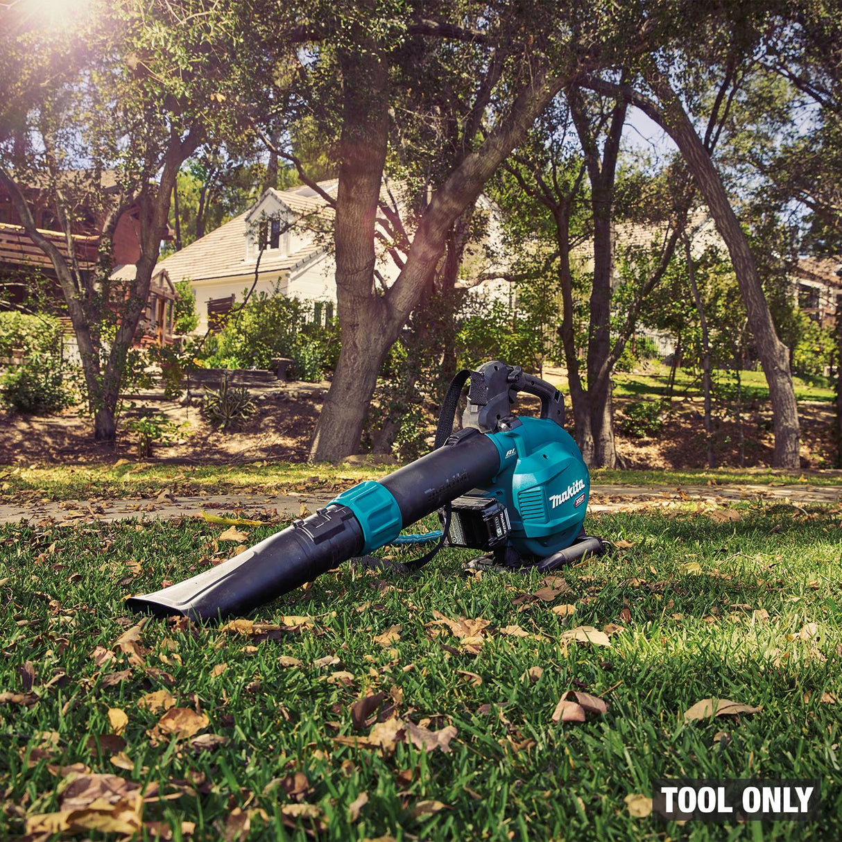 Makita GBU03ZV 40V max XGT Brushless Blower with Vacuum Attachment Tool Only - 11