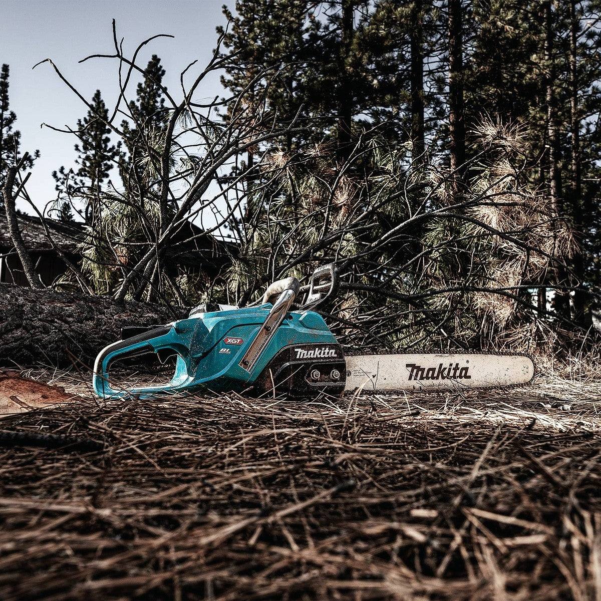 Makita GCU08E 40V Max XGT Brushless Cordless 20" Chain Saw Kit with High Power Battery (8.0Ah) - 12