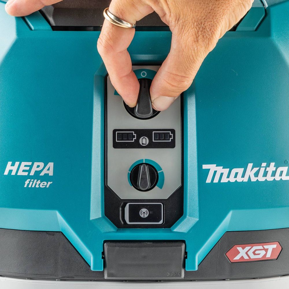 Makita GCV04ZUX 40V max XGT Brushless Cordless 4 Gallon HEPA Filter Dry Dust Extractor, AWS, Tool Only - 12