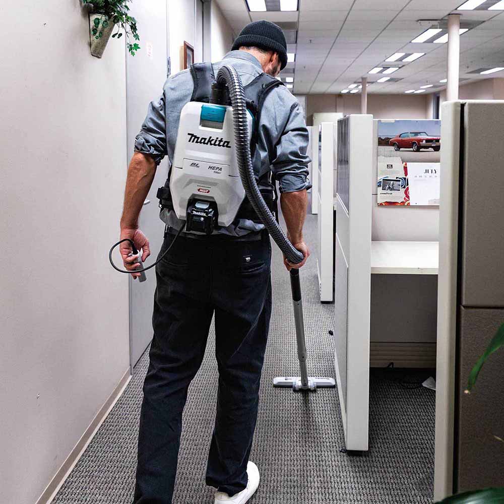 Makita GCV05T1X 40V max XGT Brushless Cordless 2 Quart HEPA Filter Backpack Dry Vacuum Kit (5.0Ah) - 11