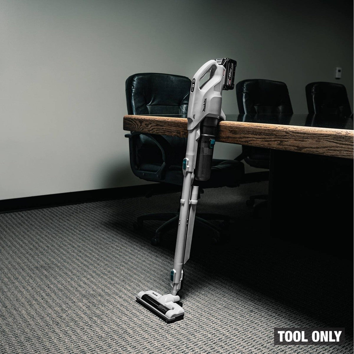 Makita GLC04Z 40V Max XGT Brushless Cordless Cyclonic Stick Vacuum with Power Brush Head (Tool Only) - 8