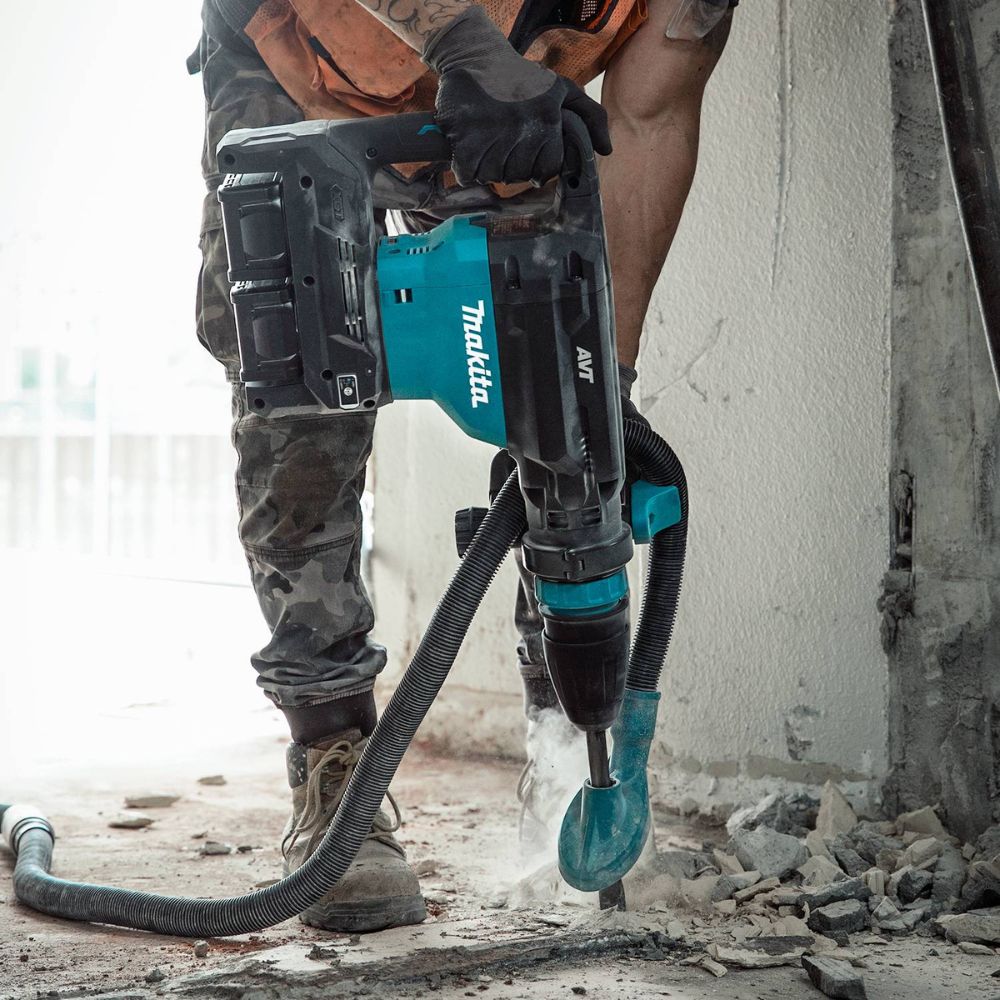 Makita GMH02PM 80V max (40V max X2) XGT 28 lb. AVT® Demolition Hammer Kit - 24