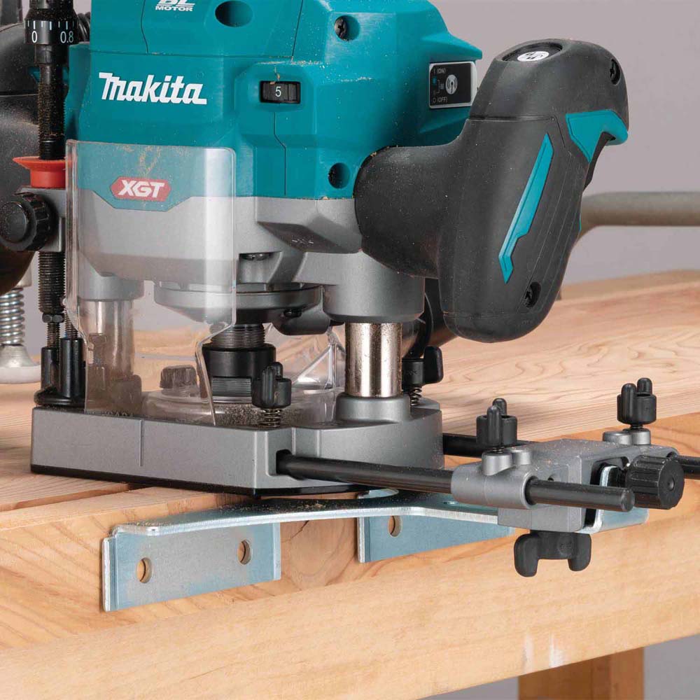 Makita GPR01Z 40V max XGT Brushless Cordless 2-1/4 Maximum HP Plunge Router (Tool Only) - 9