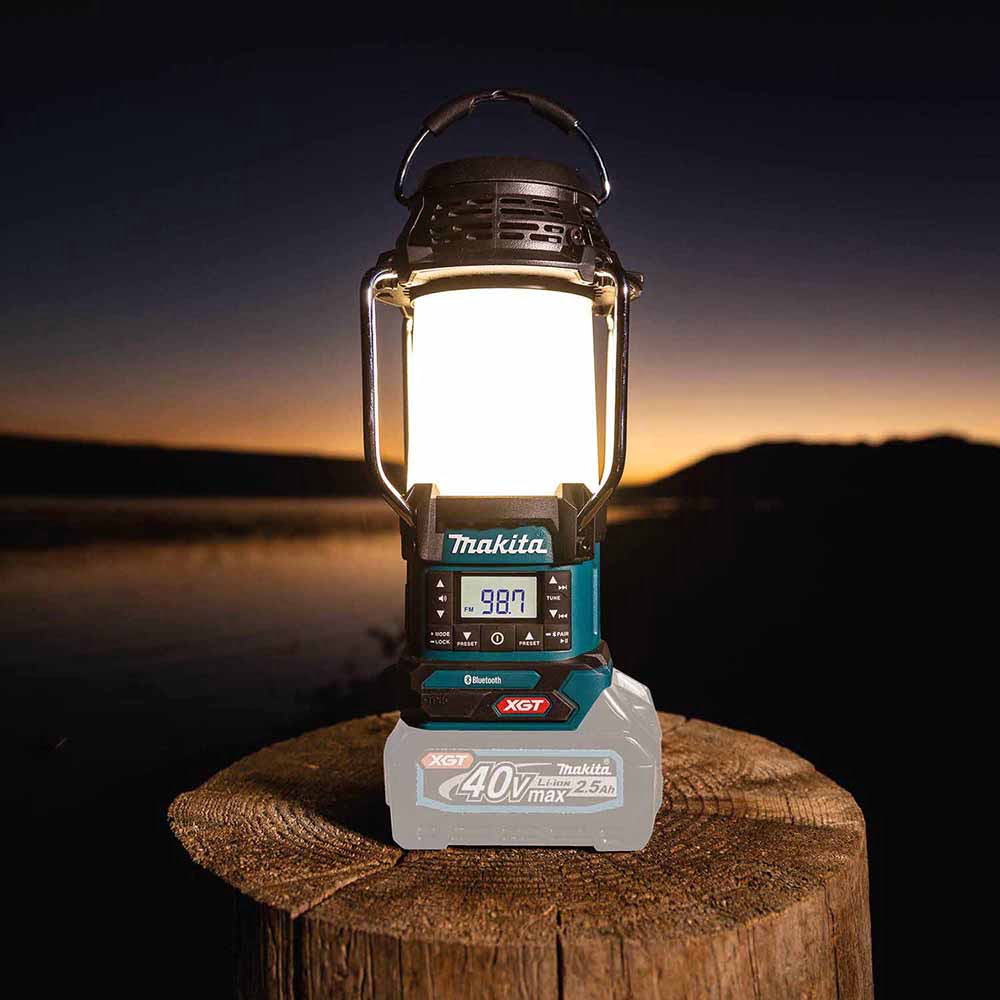 Makita GRM04 40V max XGT Cordless Lantern with Radio, Tool Only - 12