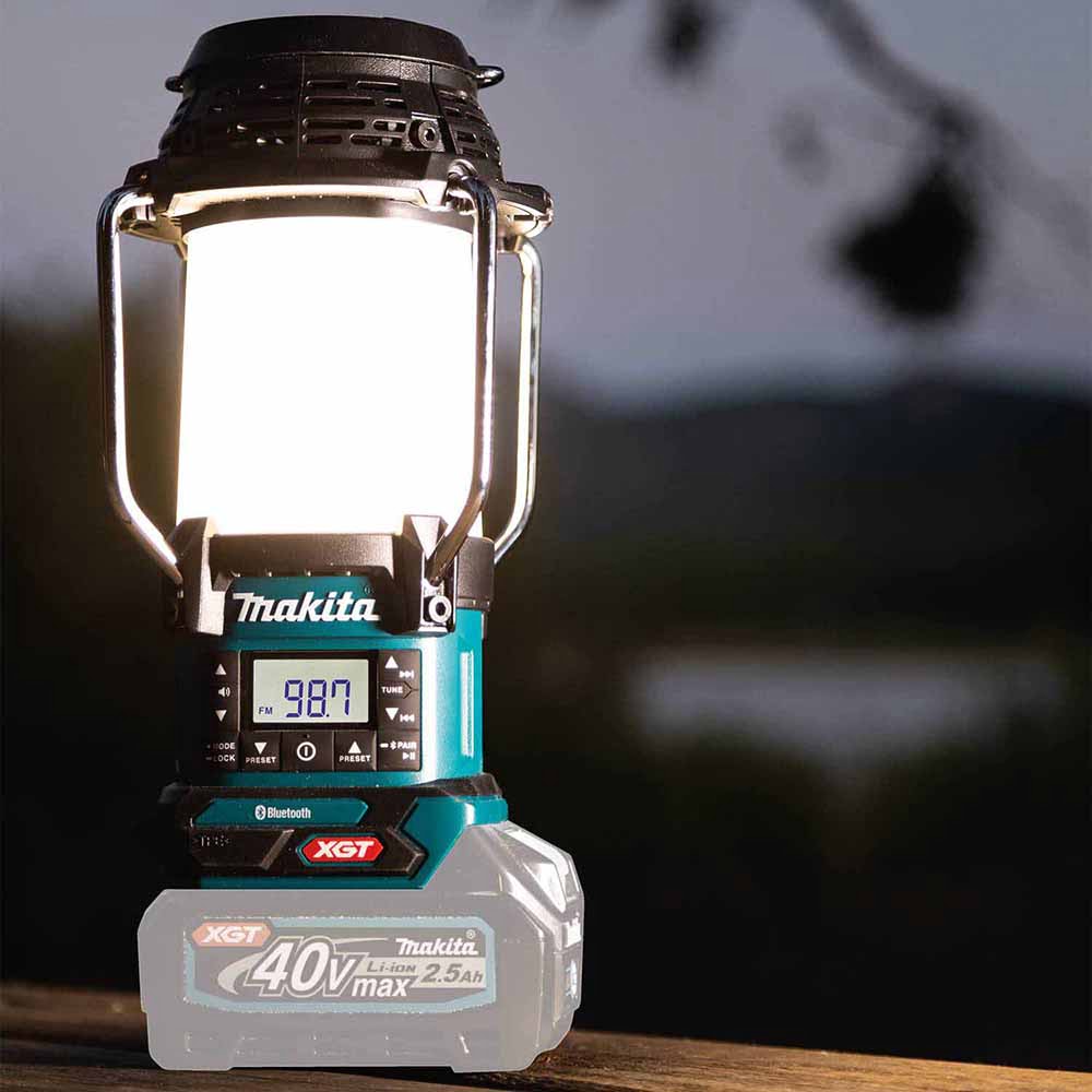 Makita GRM04 40V max XGT Cordless Lantern with Radio, Tool Only - 13