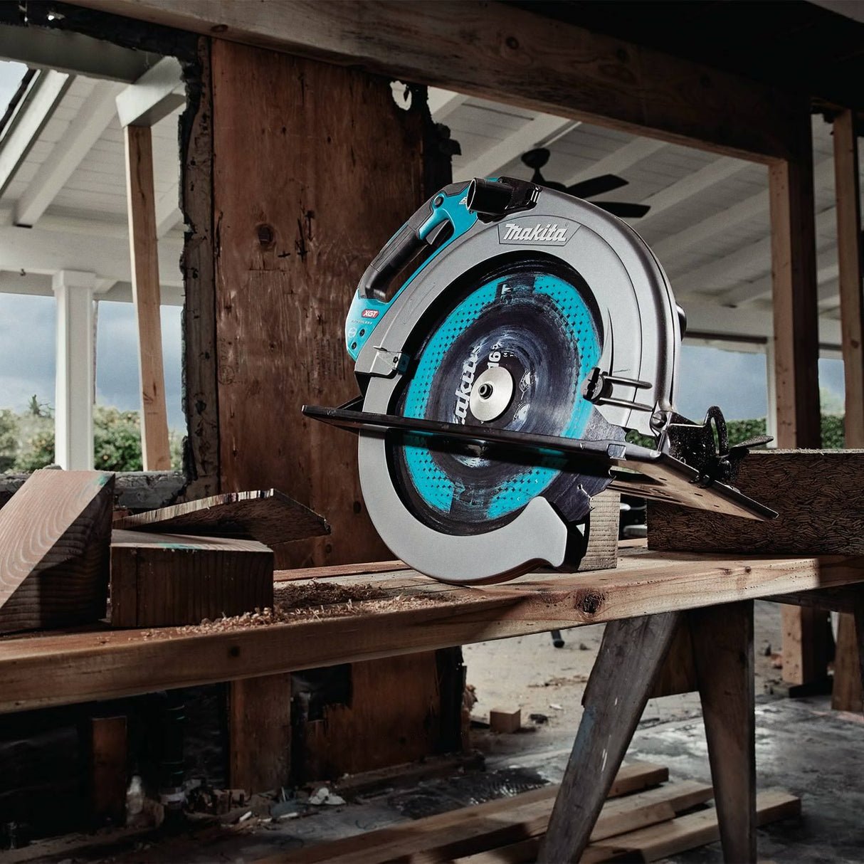 Makita GSH06Z 40V max XGT Brushless Cordless 16-5/16" Circular Saw Tool Only–High-Capacity Cordless - 20