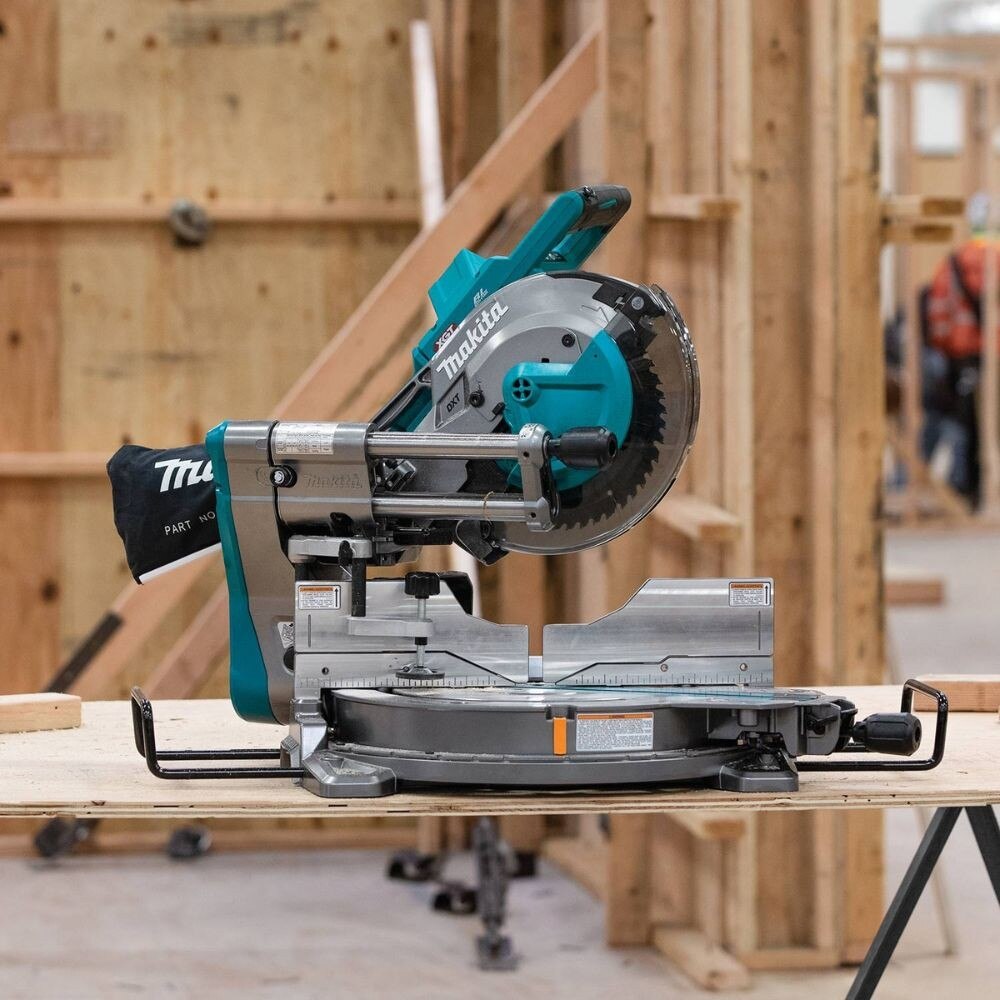 Makita GSL03Z 40V max XGT Brushless Cordless 10" Dual-Bevel Sliding Compound Miter Saw, AWS Capable (Tool Only) - 4