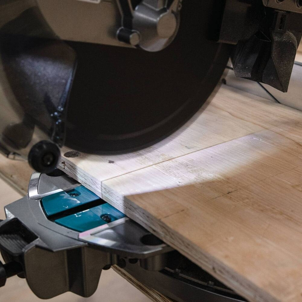 Makita GSL03Z 40V max XGT Brushless Cordless 10" Dual-Bevel Sliding Compound Miter Saw, AWS Capable (Tool Only) - 8
