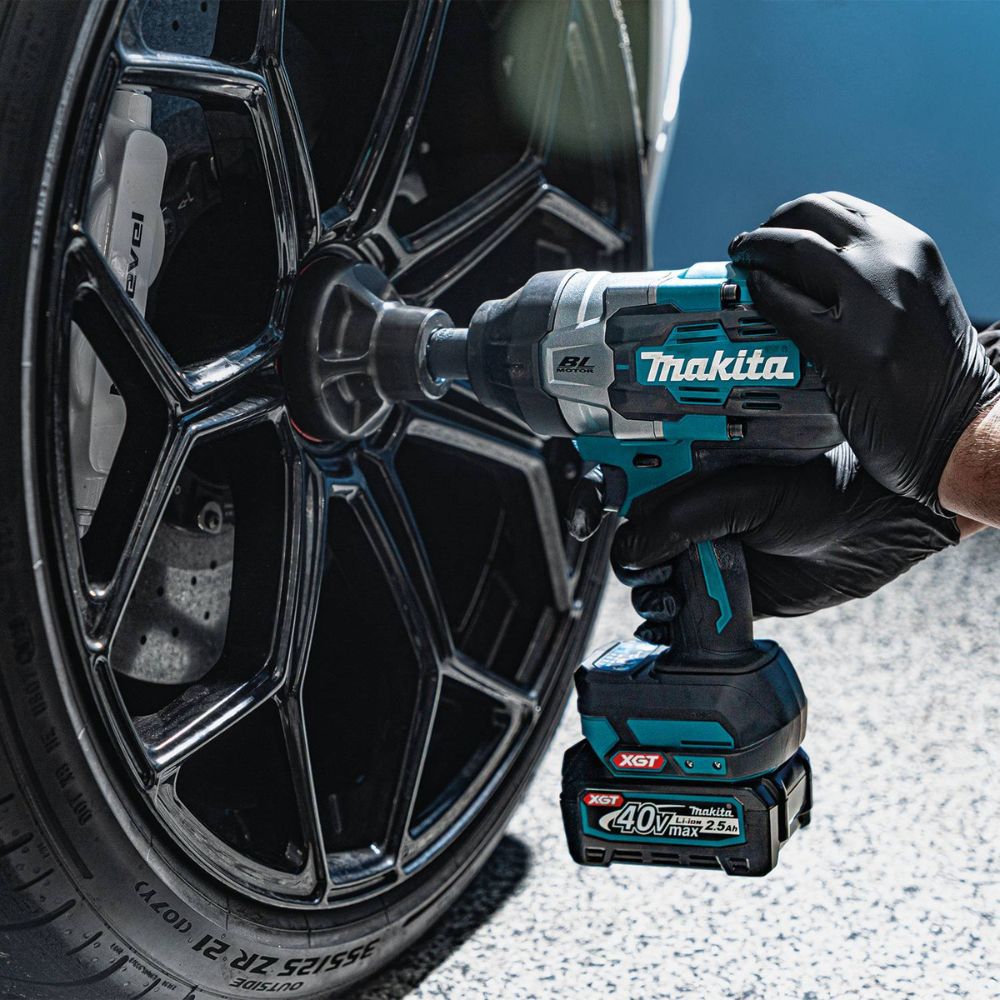 Makita GWT02D 40V max XGT Brushless Cordless 4-Speed High-Torque 1/2" Sq. Drive Impact Wrench Kit w/ Friction Ring Anvil (2.5Ah) - 17