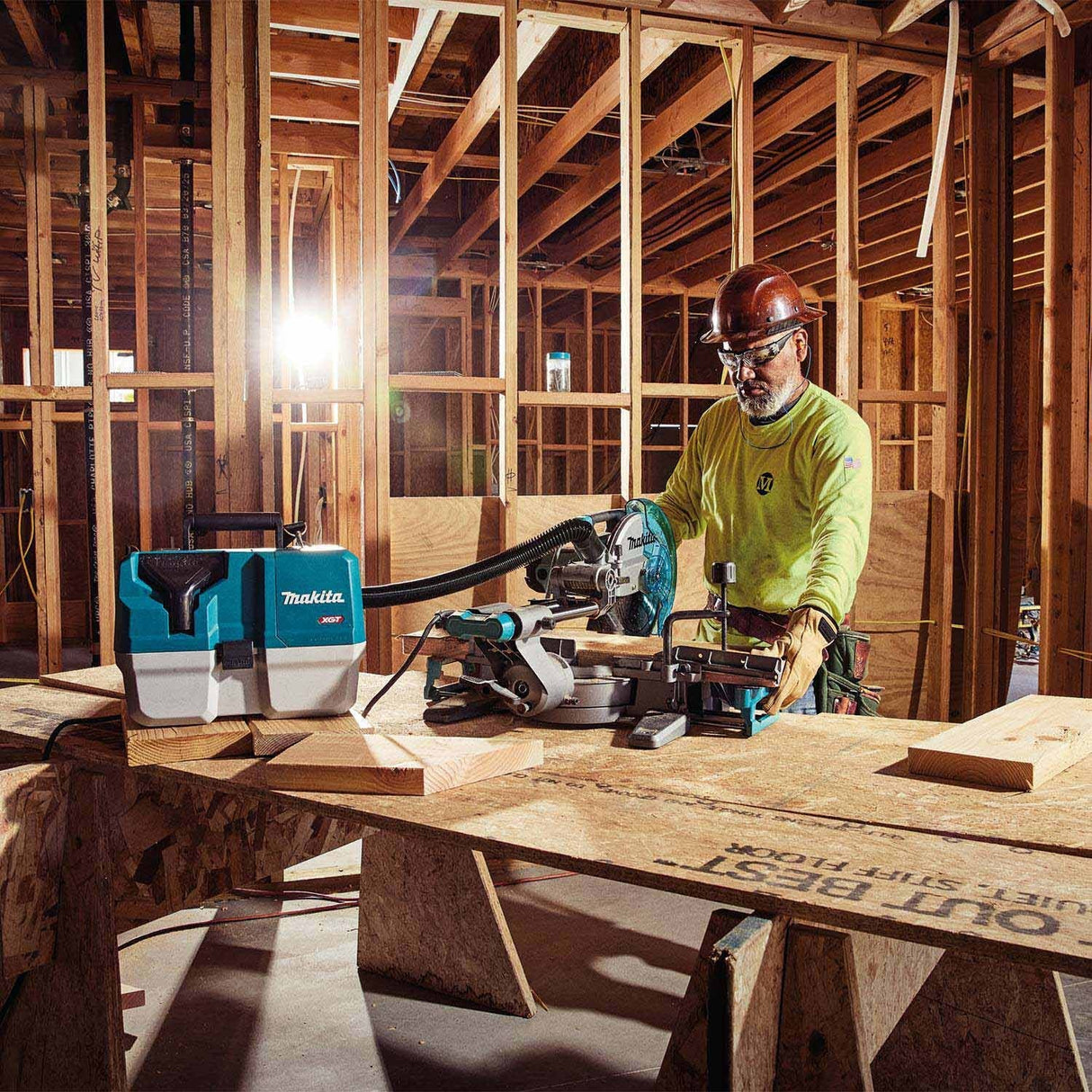 Makita LS1110F 10 in. Sliding Compound Miter Saw with LED Cut Line, 13A Motor, 4,500 RPM (Tool Only) - 10