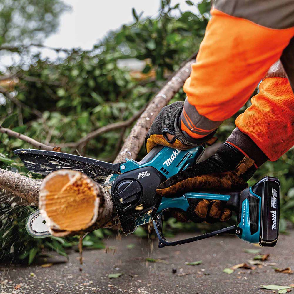 Makita XCU14SR1 18V LXT Lithium‑Ion Brushless Cordless 6" Pruning Saw Kit (2.0Ah) - 15