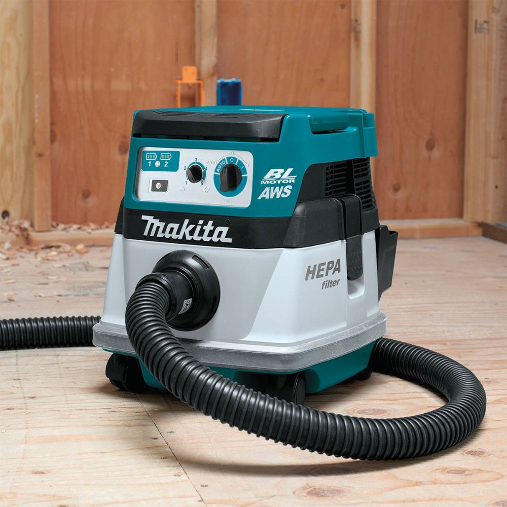 Makita XCV22PTU 36V (18V X2) LXT Brushless 2.1 Gallon HEPA Filter Dry Dust Extractor/Vacuum Kit, AWS (5.0Ah) - 33