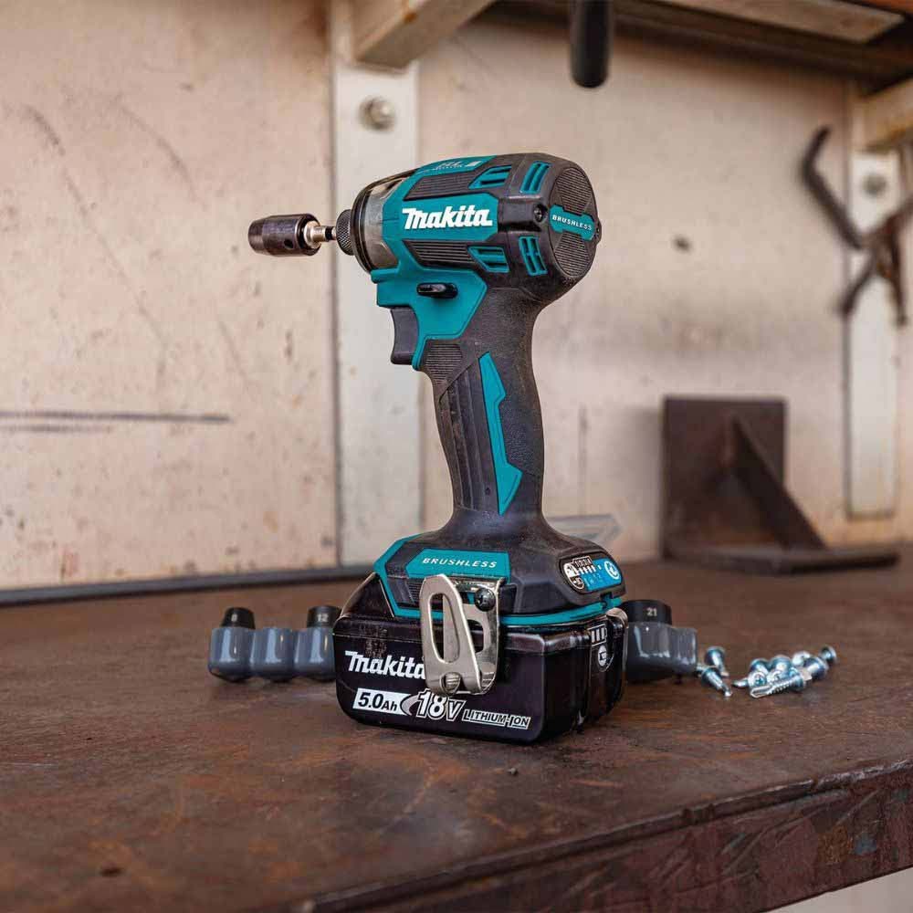 Makita XDT20T 18V LXT Lithium-Ion Brushless Cordless Quick-Shift Mode 4-Speed Impact Driver Kit - 14