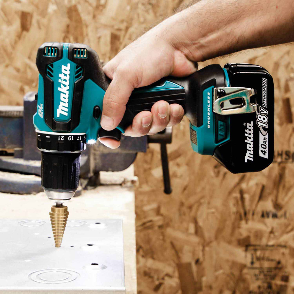 Makita XFD13SM1 18V LXT® 1/2" Driver-Drill Kit (4.0Ah) - 7