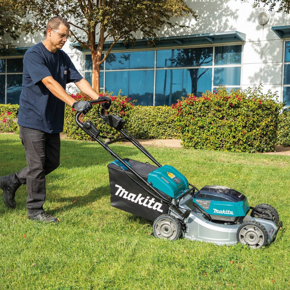 Makita XML09Z 36V (18V X2) LXT Brushless 21" Self-Propelled Commercial Lawn Mower (Tool Only) - 12