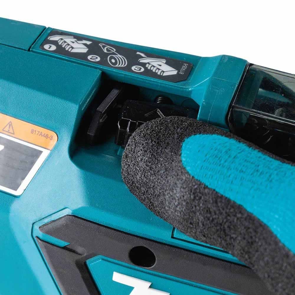 Makita XRT02TK 18V LXT Lithium-Ion Brushless Cordless Deep Capacity Rebar Tying Tool Kit (5.0Ah) - 10