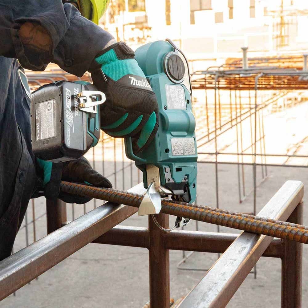 Makita XRT02TK 18V LXT Lithium-Ion Brushless Cordless Deep Capacity Rebar Tying Tool Kit (5.0Ah) - 14
