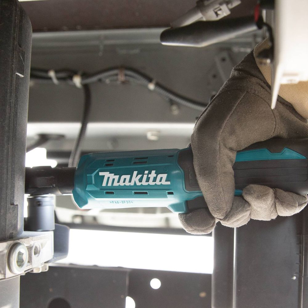 Makita XRW01SR1 18V LXT Lithium-Ion Cordless 3/8" / 1/4" Sq. Drive Ratchet Kit, interchangeable anvils, var. spd., L.E.D. Light, bag, with one battery (2.0Ah) - 14