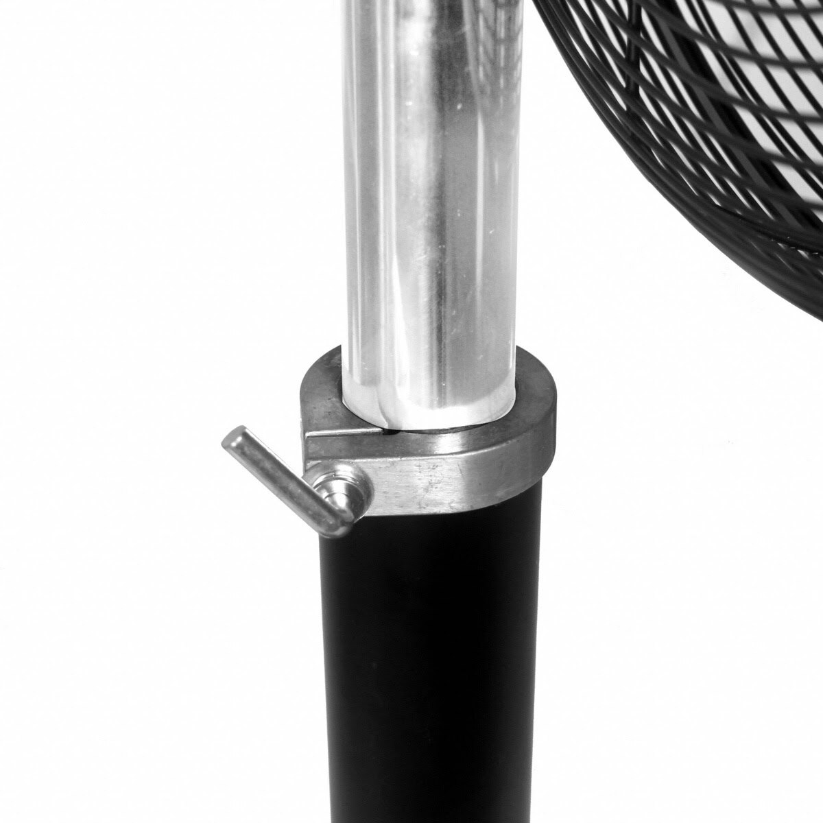 Master MAC-30POSC 30 in High Velocity Oscillating Pedestal Fan with 3 Speeds - 4
