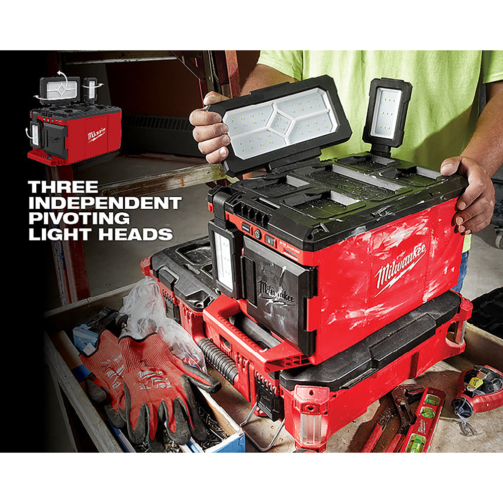 Milwaukee 2357-20 M18™ PACKOUT™ Light/Charger - 7