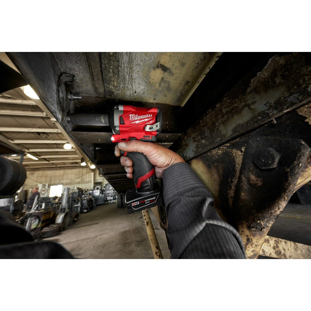 Milwaukee 2555-22 M12 FUEL Stubby 1/2" Impact Wrench Kit - 10