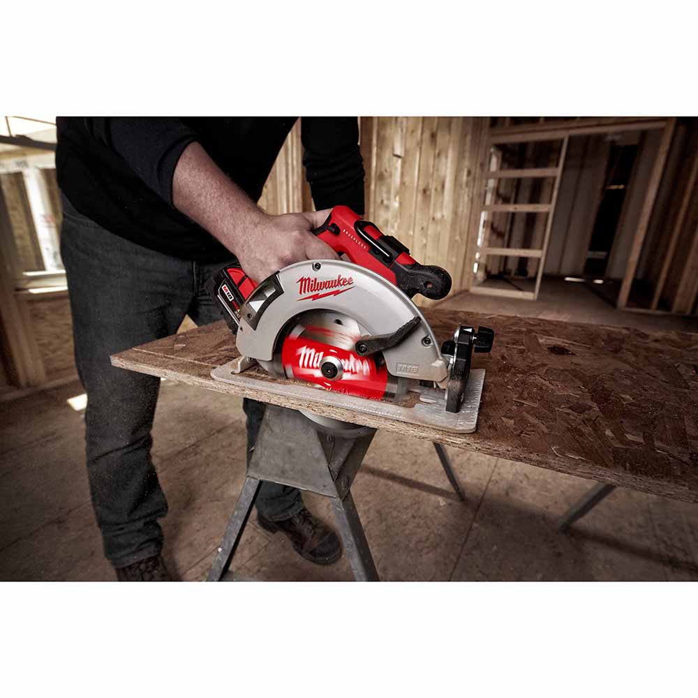 Milwaukee 2631-20 M18 Brushless 7-1/4" Circular Saw Bare Tool - 11