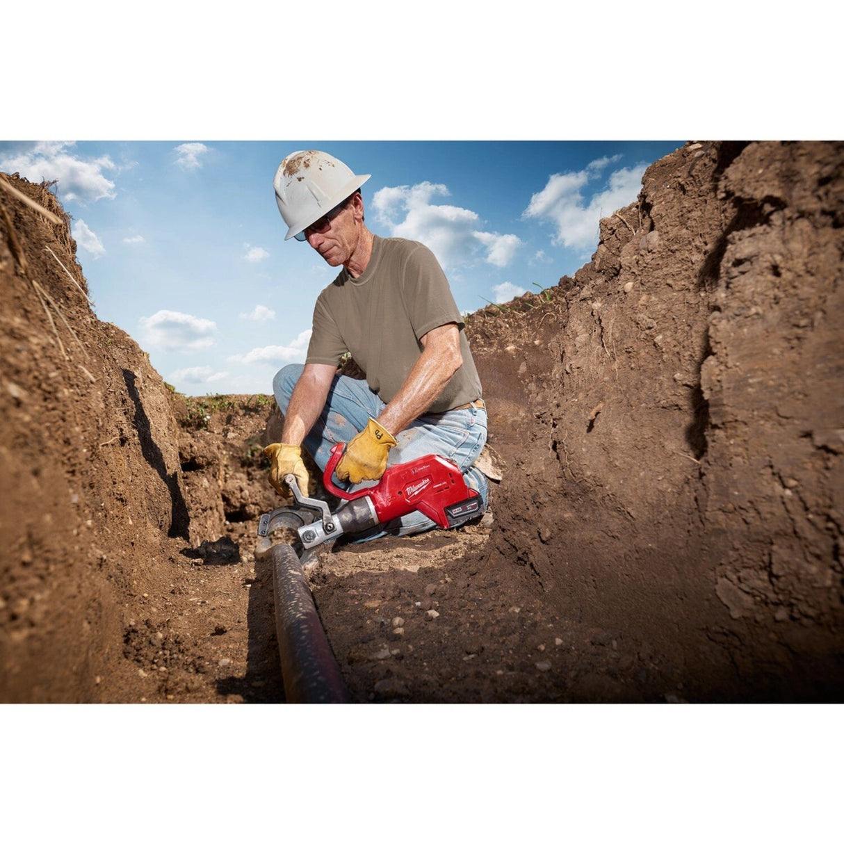 Milwaukee 2776-20 M18 FORCE LOGIC 3 in. Underground Cable Cutter, cordless hydraulic, cuts up to 1500 MCM Copper 15kV (Tool Only) - 8