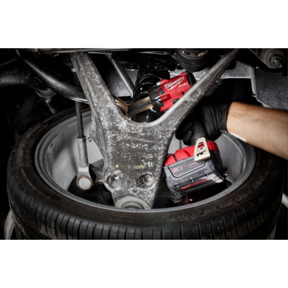 Milwaukee 2855-22R M18 FUEL 1/2 " Compact Impact Wrench w/ Friction Ring Kit - 8