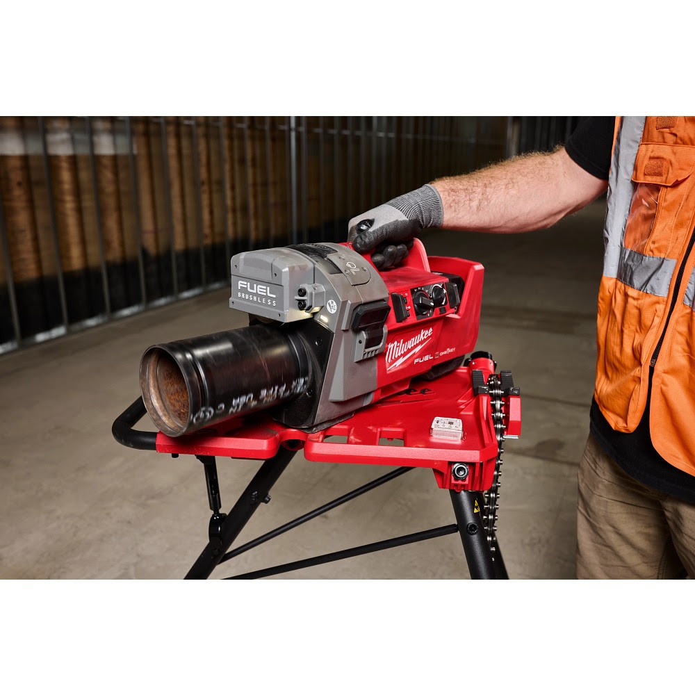 Milwaukee 2927-22 M18 FUEL RINGER Roll Groover for 1-1/4” - 4” Sch 10/40, 6” Sch 10 - 10