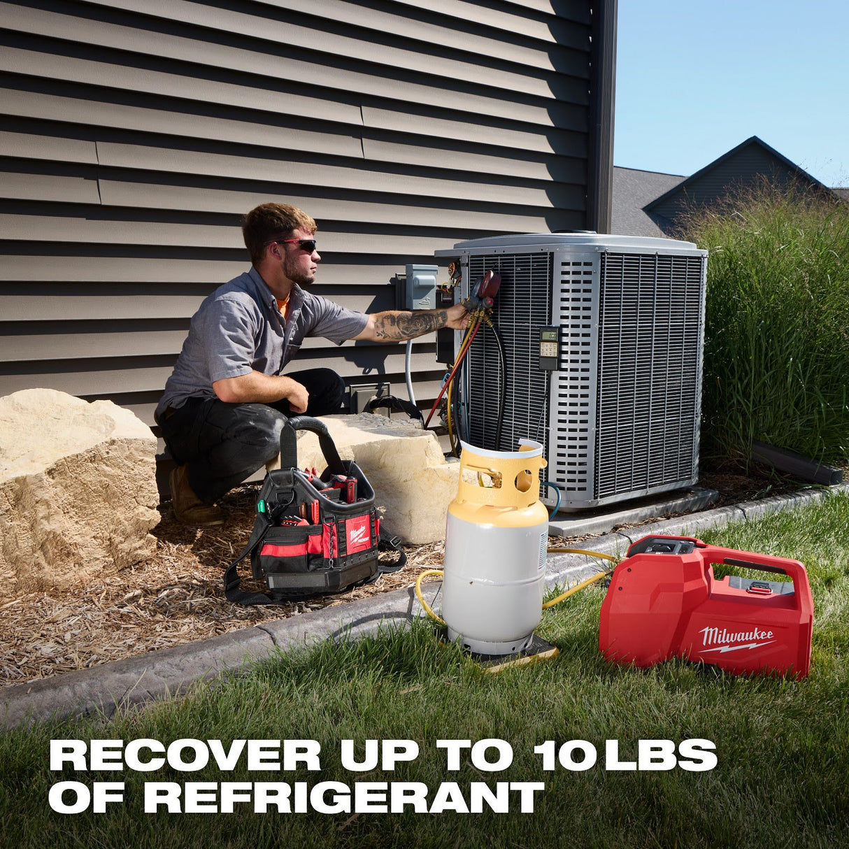 Milwaukee 2938-21 M18 Brushless Refrigerant Recovery Machine Kit with 12.0Ah Battery and Rapid Charger (2 Mesh Filter Screens) - 6