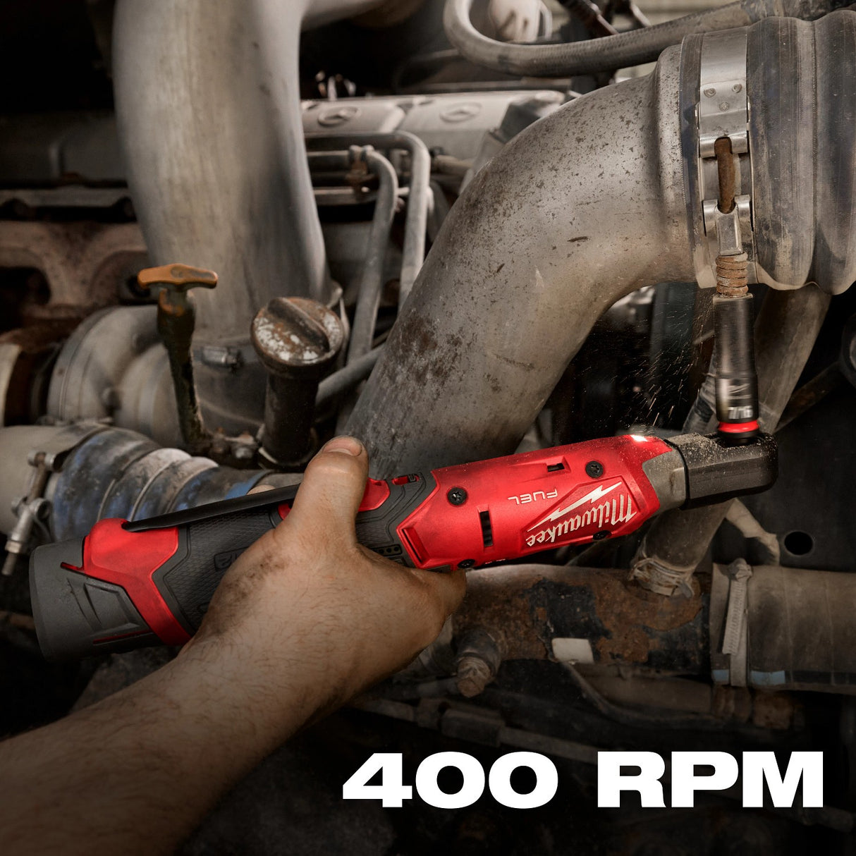 Milwaukee 3053-21 M12 FUEL 3/8 inch Cordless Ratchet Kit with Brushless Motor and 70 ft-lbs Torque (2.5Ah Battery) - 9