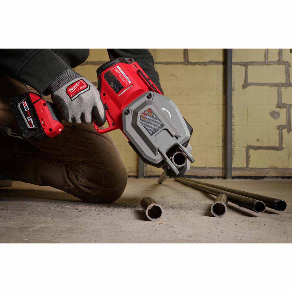 Milwaukee 3469-20 M18 FUEL ½”-1” Steel Pipe Cutter - 9