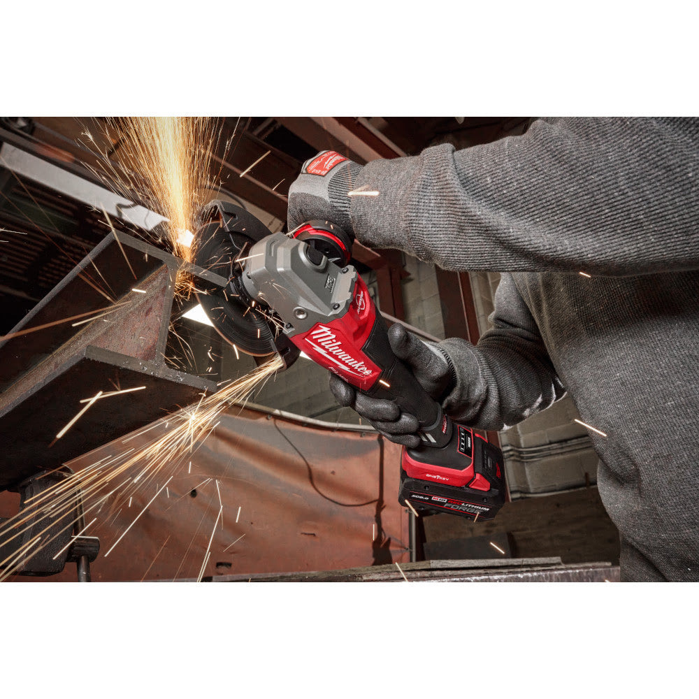 Milwaukee 3672-22 M18 FUEL 4-1/2"-6" Variable Speed Braking Grinder, Paddle Switch w/ ONE-KEY Kit - 12