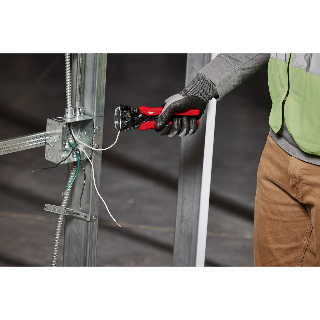 Milwaukee 48-22-3082 Self-Adjusting Wire Stripper & Cutter - 5