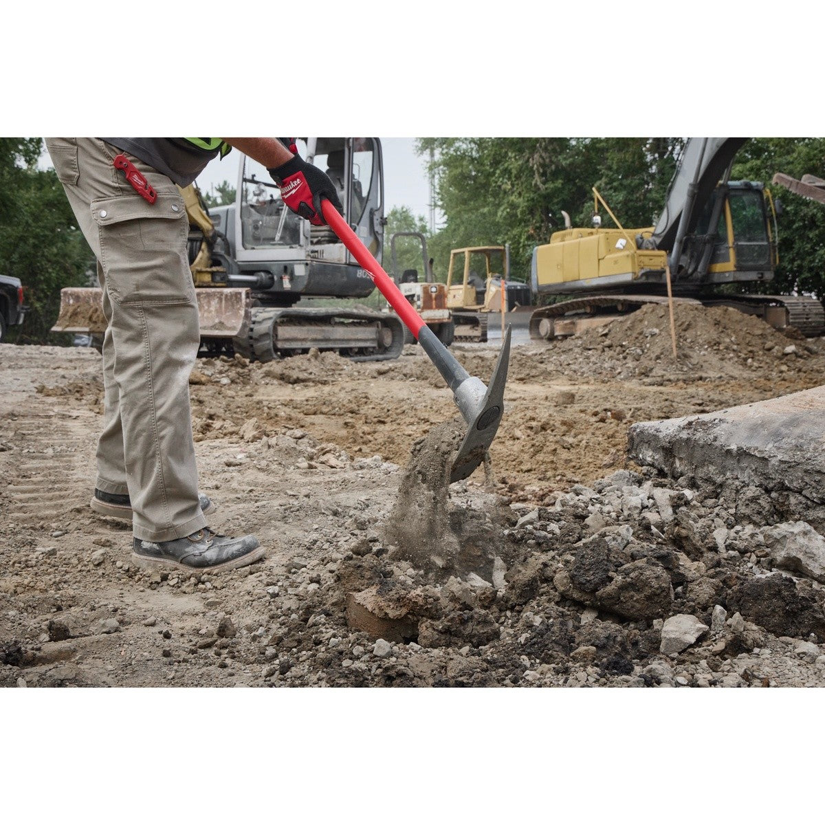 Milwaukee 48-22-9335 5 lb Pick Mattock with 36" Steel Reinforced Fiberglass Handle - 6