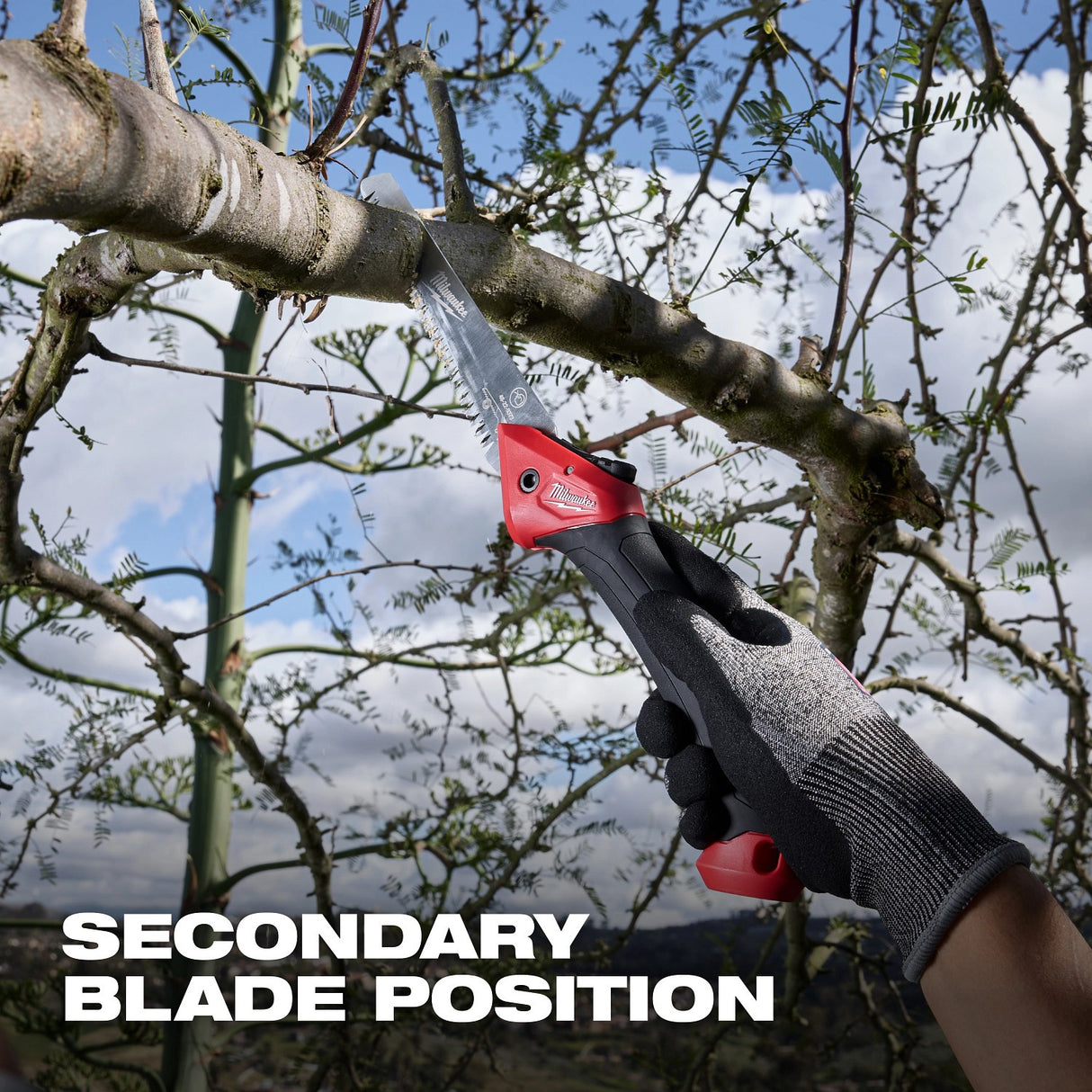 Milwaukee 48-22-9373 7" Straight Folding Pruning Saw with High Carbon Steel Blade - 8