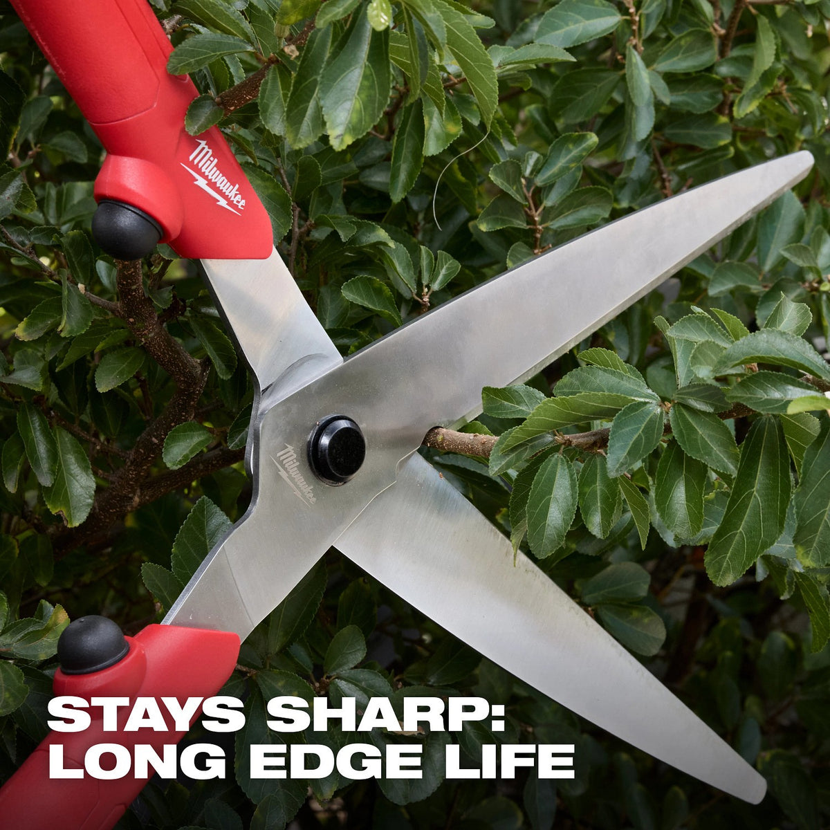 Milwaukee 48-22-9382 10" Stainless Steel Hedge Shears with Ergonomic Handles - 4