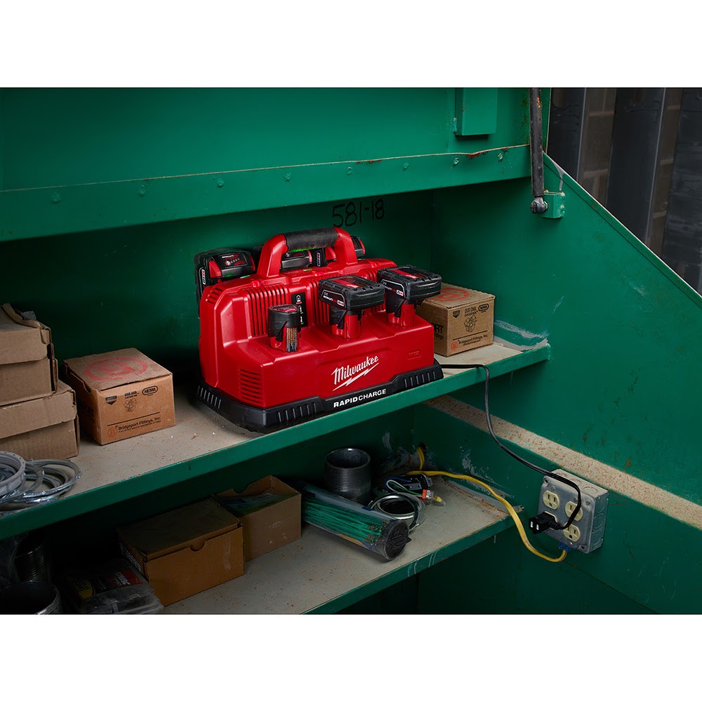 Milwaukee 48-59-1807 M18 & M12 Rapid Charge Station - 4