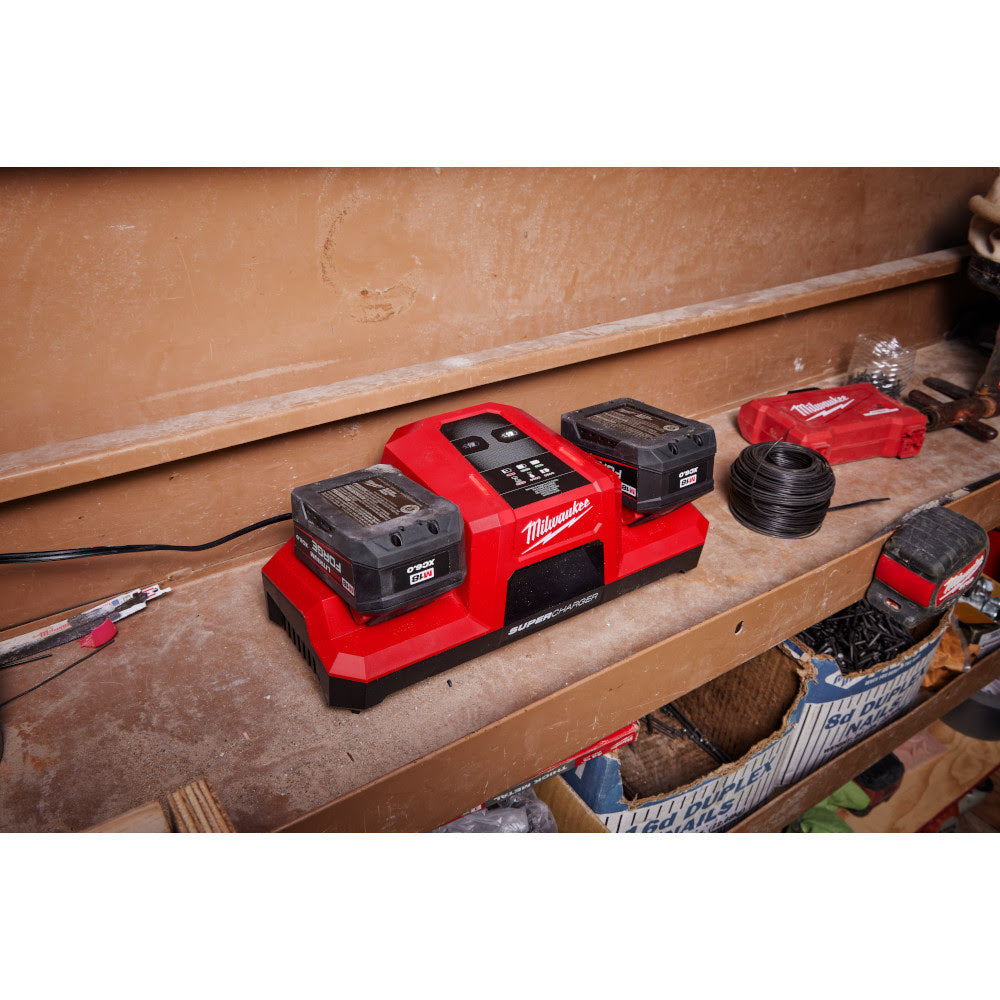 Milwaukee 48-59-1815 M18 Dual Bay Simultaneous Super Charger - 9