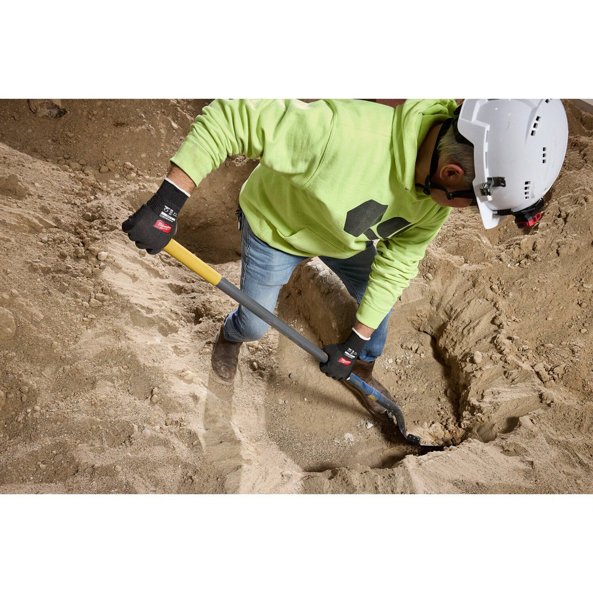 Milwaukee 48-73-6914E Cut Level 1 Nitrile Dipped Gloves with Wear-Defense Protection - 5