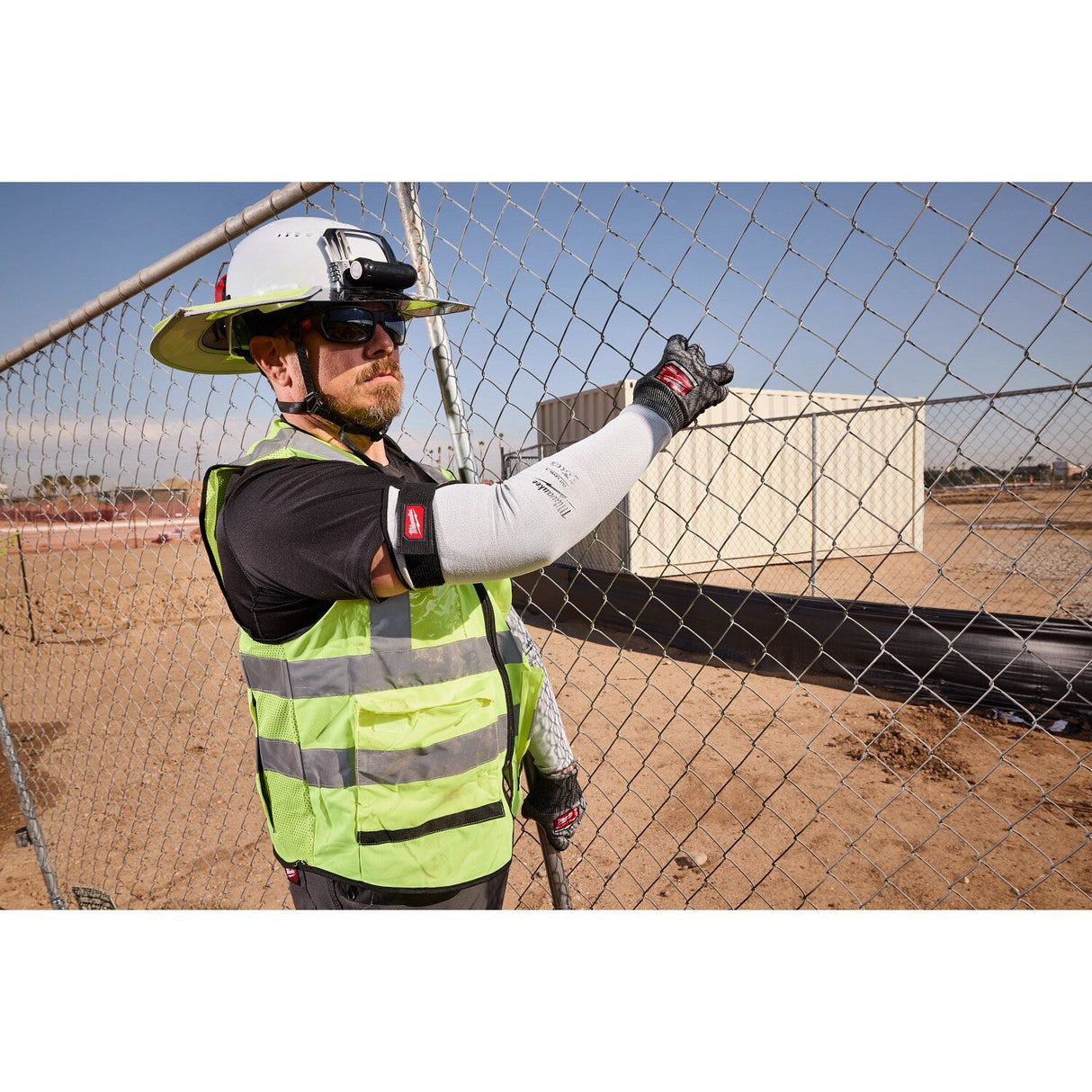 Milwaukee 48-73-9040 Cut Level 4 Protective Sleeves 16" Light and Breathable 18 Gauge - 6