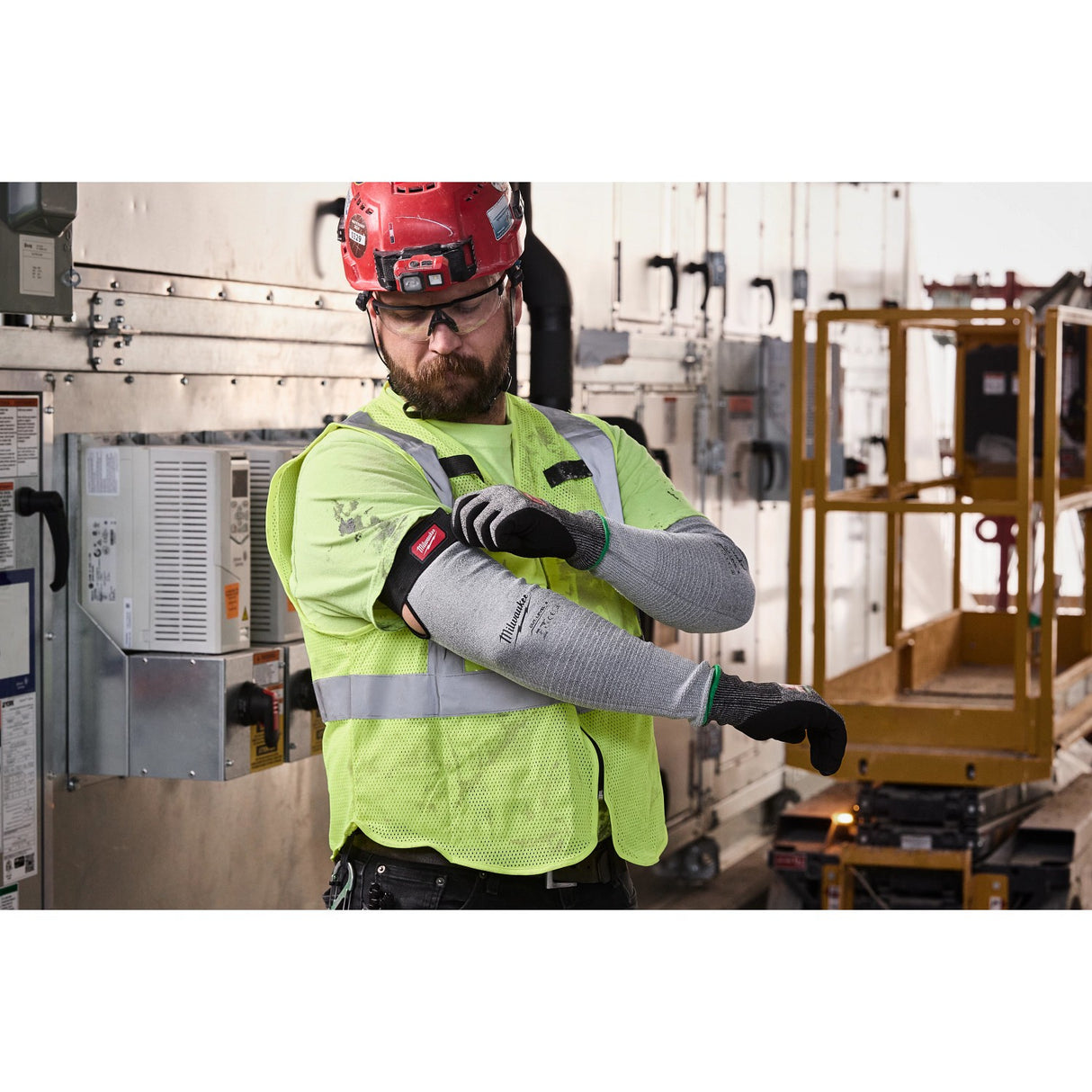 Milwaukee 48-73-9061 18" ANSI ISEA Cut Level 6 Protective Sleeves with Breathable Knit and UPF 50+ Sun Protection - 6