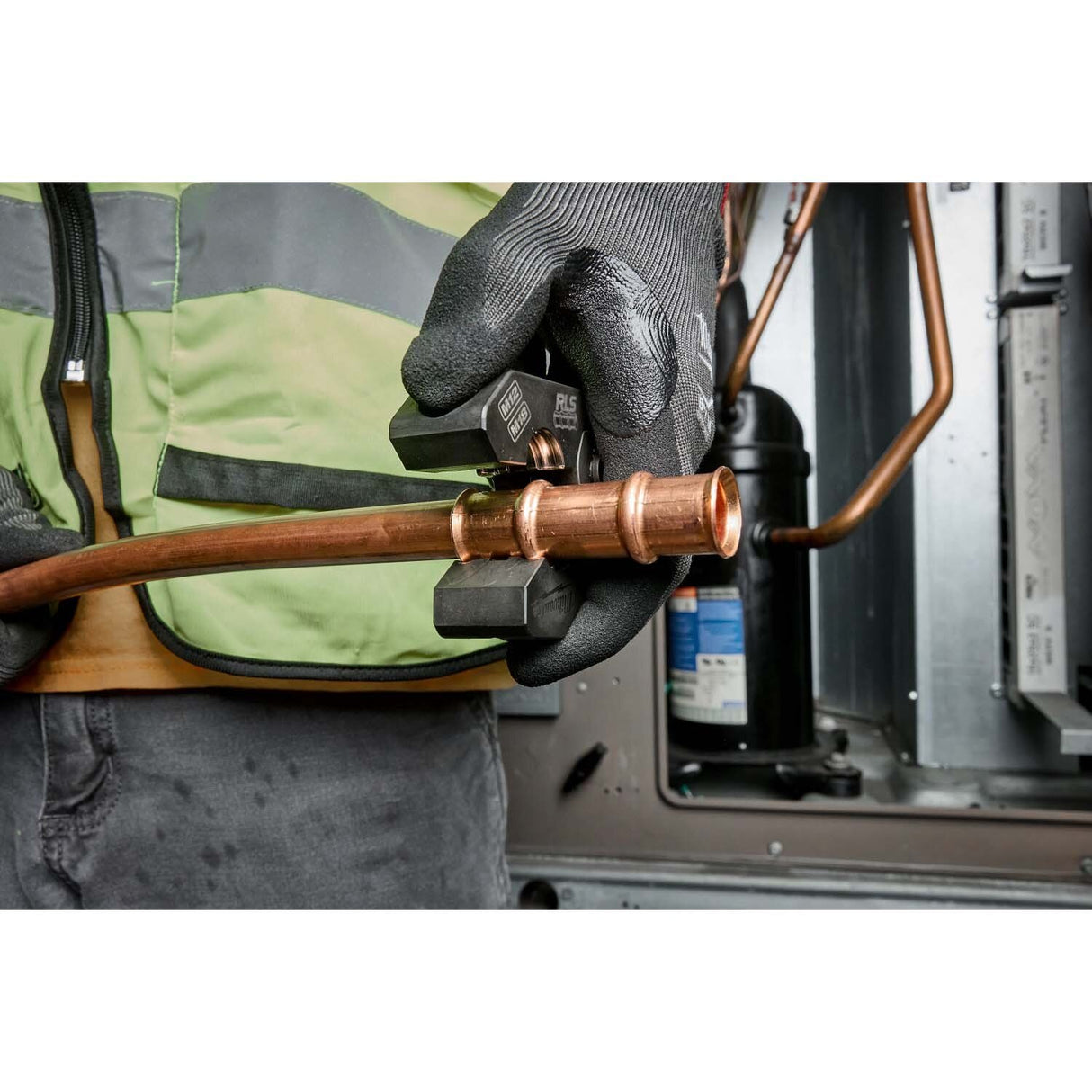 Milwaukee 49-16-2658RX 1-3/8 in. RLS Pivoting Press Ring for M18 FORCE LOGIC Press Tools - 12