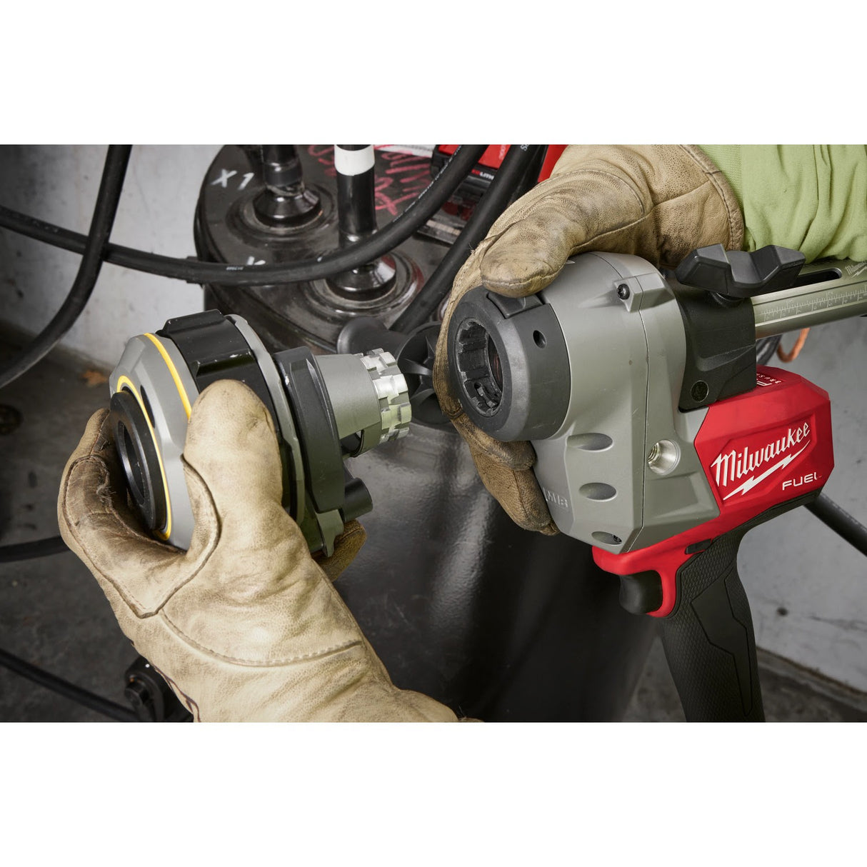 Milwaukee 49-16-B131 1" - 1.3" Adjustable Bushing for M18 FUEL  Covered Conductor Cable Stripper - 8