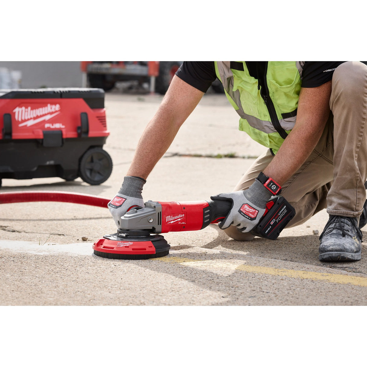 Milwaukee 49-40-6220 7" Surface Grinding Dust Shroud for OSHA Table 1 Dust Control - 6