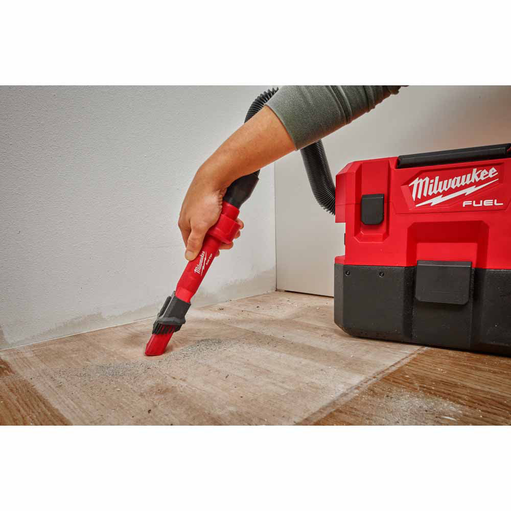 Milwaukee 49-90-2028 AIR-TIP 2-in-1 Utility Brush Tool - 6