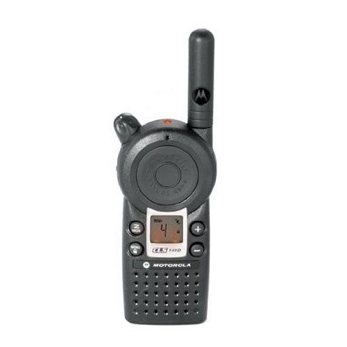 Motorola CLS1410 Professional 1 Watt 4 Channel UHF 2-Way Radio/Walkie Talkie