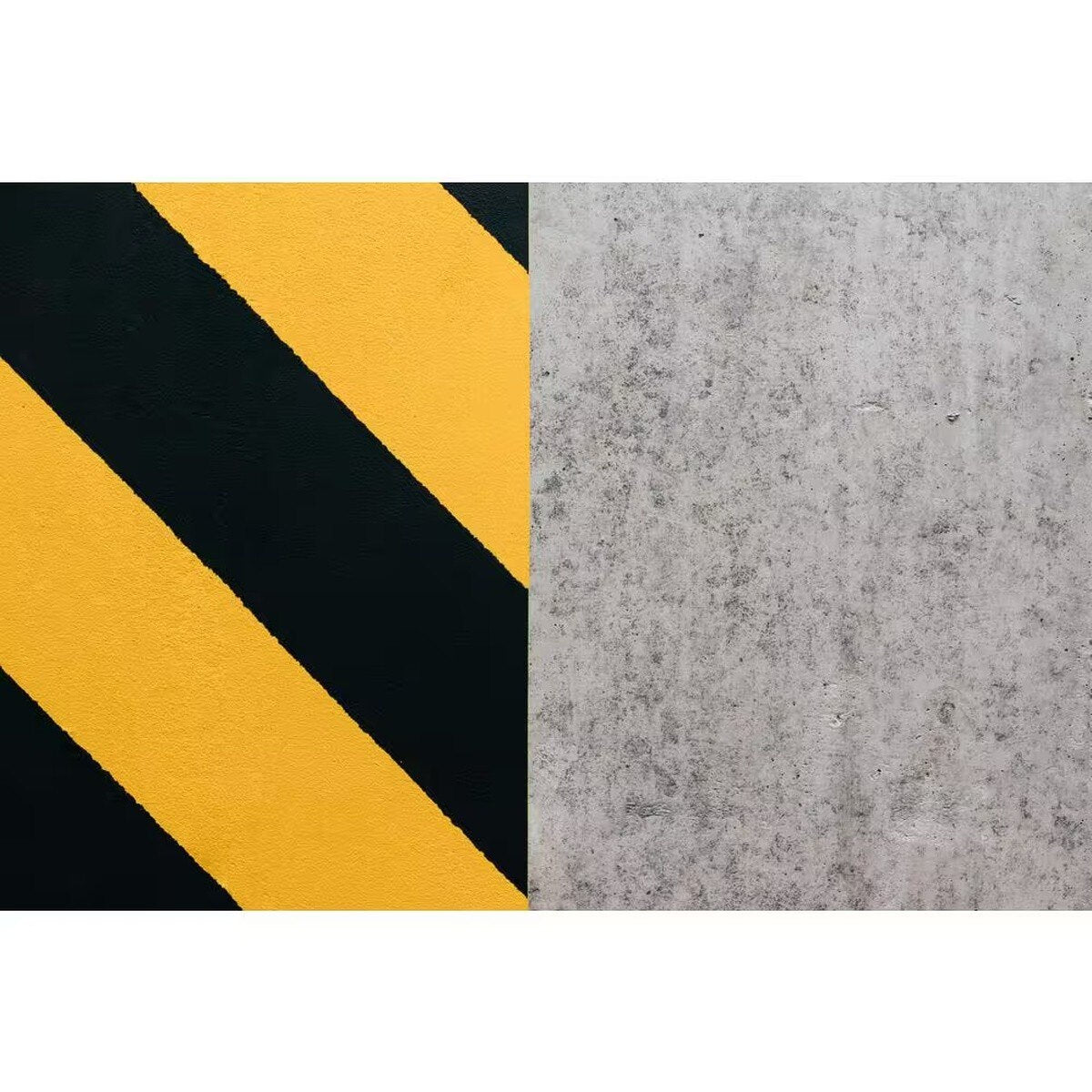 Rust-Oleum 2548402 Flat Yellow Exterior Traffic Striping Paint Fast Drying - 4